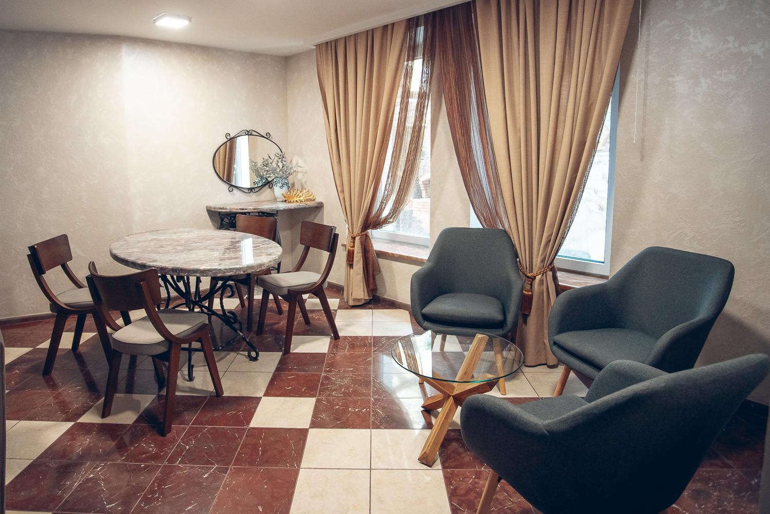 Apart4You Hotel تشيسيناو المظهر الخارجي الصورة