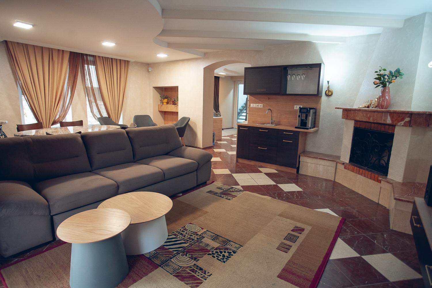 Apart4You Hotel تشيسيناو المظهر الخارجي الصورة